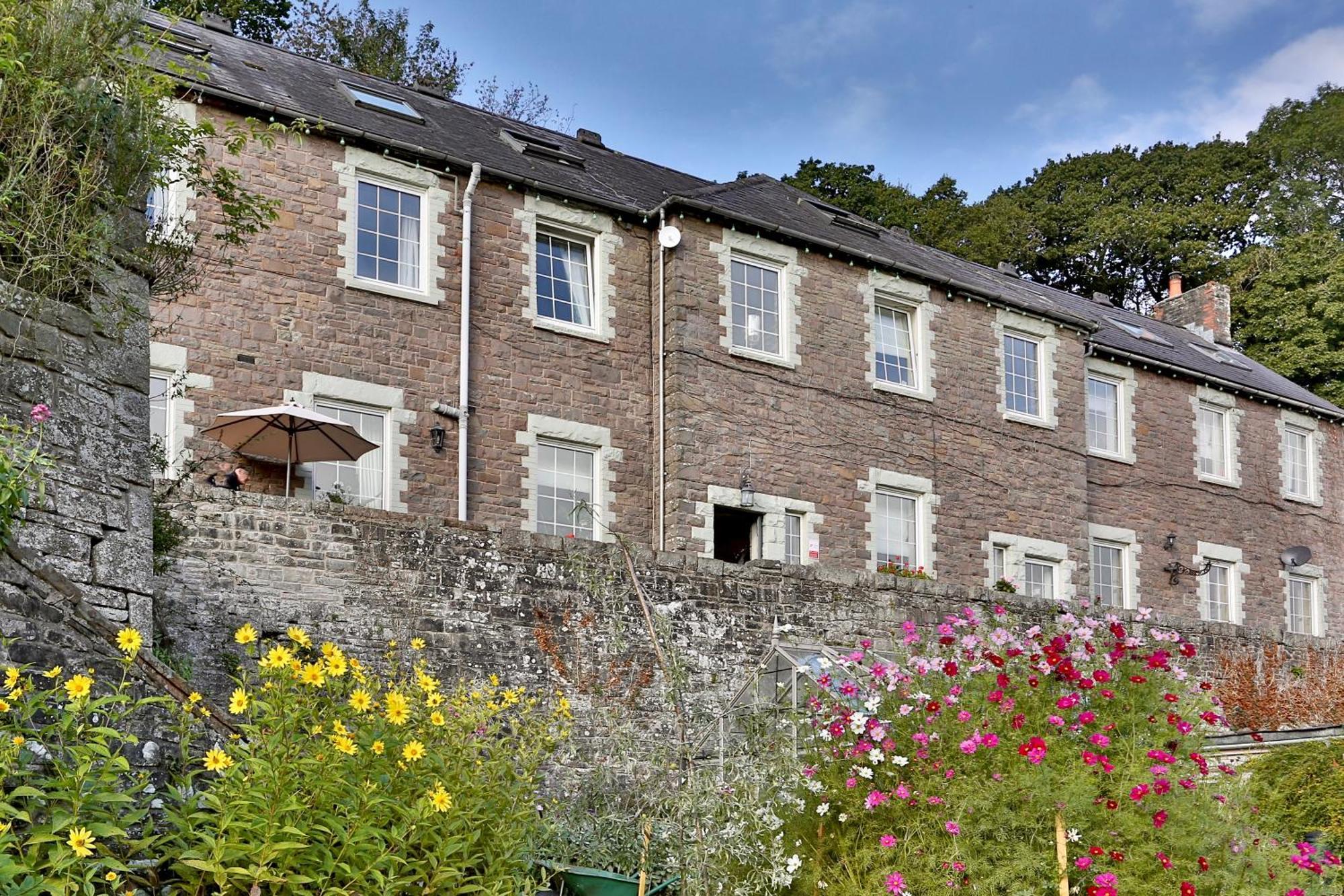Ty Croeso House Villa Llangattock Exteriör bild